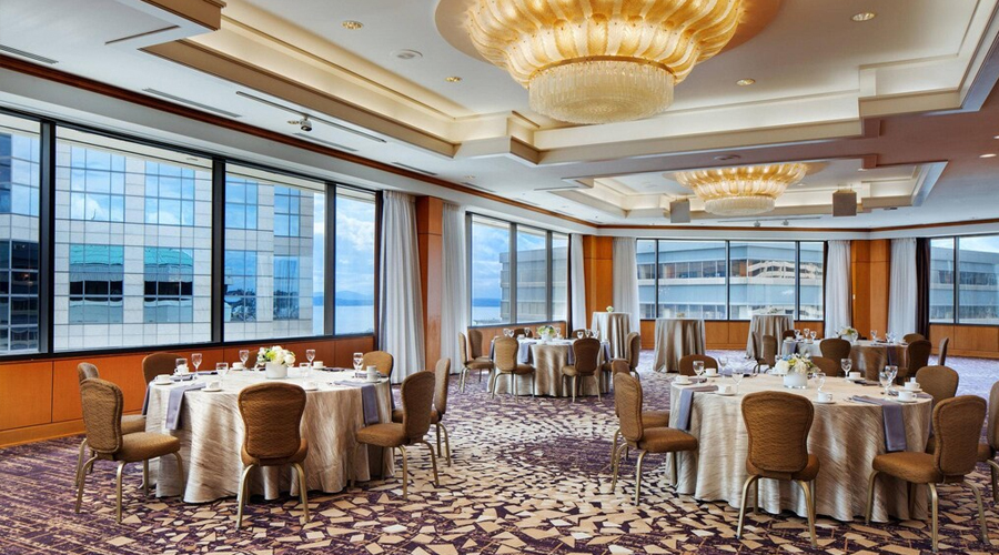 Sheraton Grand Seattle – 4 Star Hotel