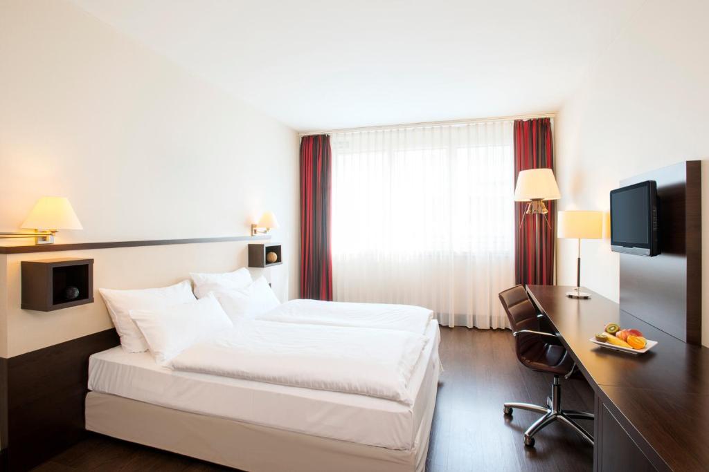 Hotel NH Wien City - 4 Star