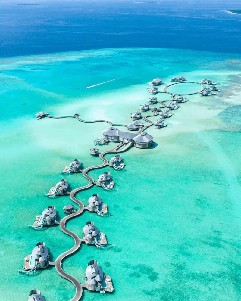 Tropical Paradise Resort & Villa