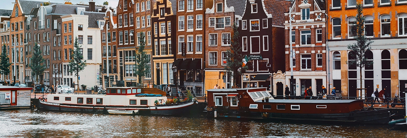 Amsterdam | Paris | Italy