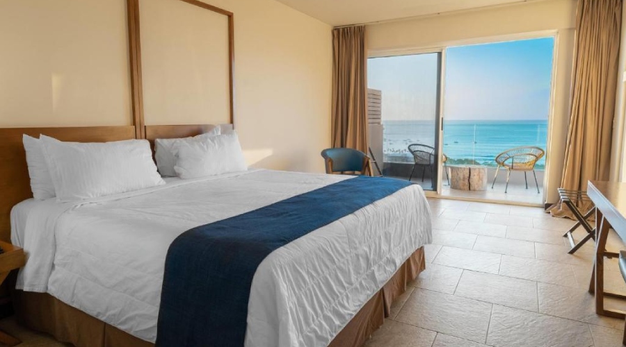 Wyndham Tamarindo - 4 Star