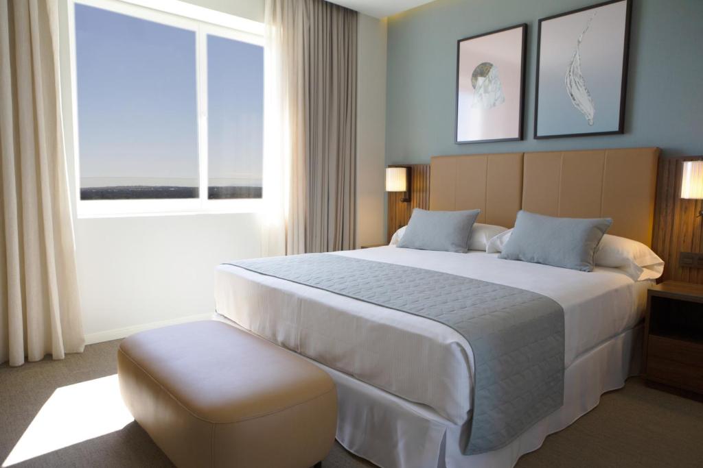 Hotel Riu Plaza España - 4 Star
