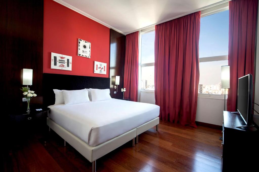 Hotel NH Buenos Aires - 4 Star