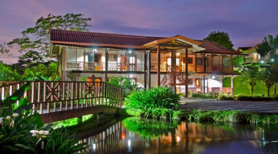Hotel Montana de Fuego Mountain Resort & Spa - 4 Star