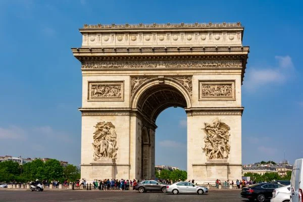 Arc de Triomphe - Paris