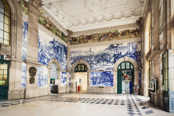 São Bento Railway Station